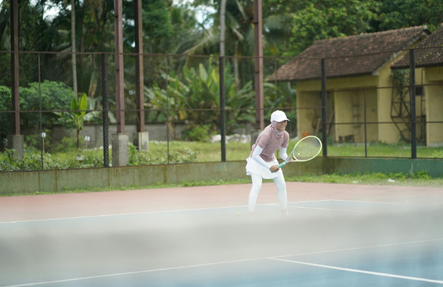 Image of a tennis player for the Telehealth Connect blog called Peptides vs Cortisone for Joint Inflammation